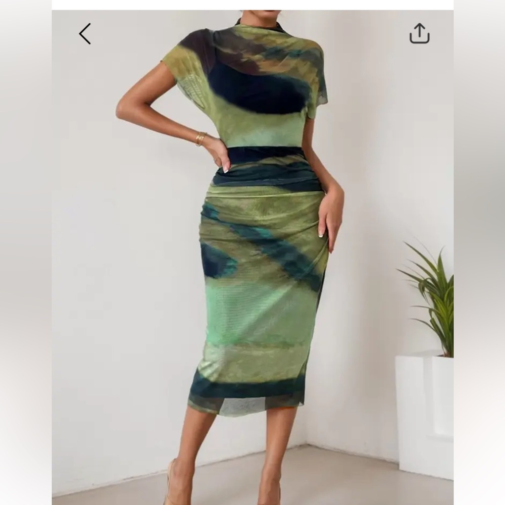 Tie Dye Batwing Bodycon Dress! NWT!